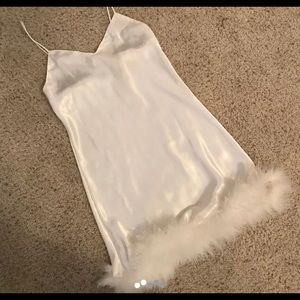 Victoria’s secret marabou slip in size large